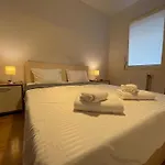 Urban Side Apartment