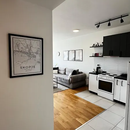 Urban Side Apartment *